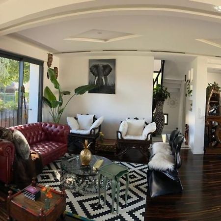 Вилла Double Tree House Шату Экстерьер фото